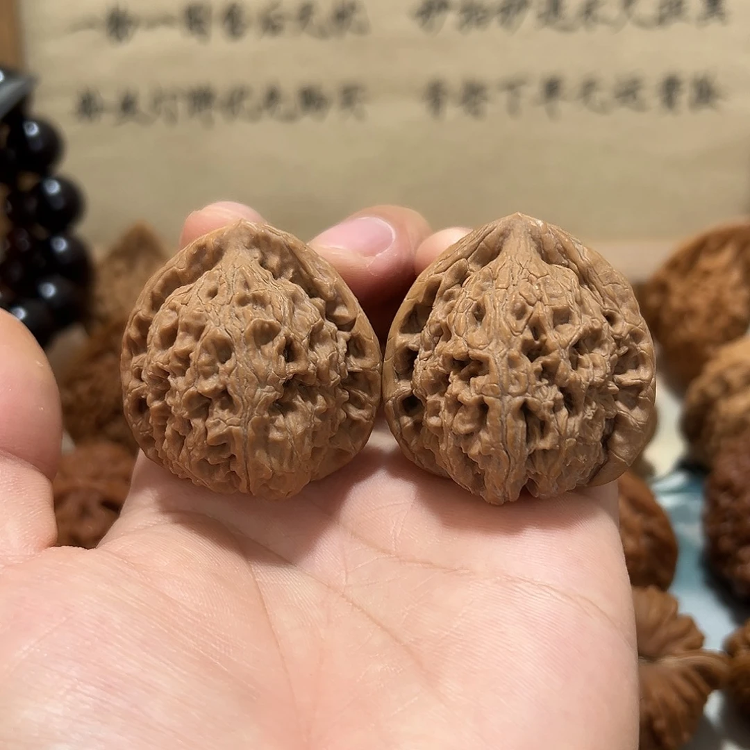 39号文玩核桃41.5尺水龙纹有修
