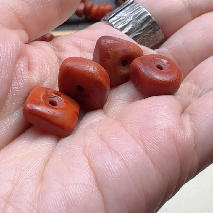 翡翠散珠翡翠随形原石手工打造