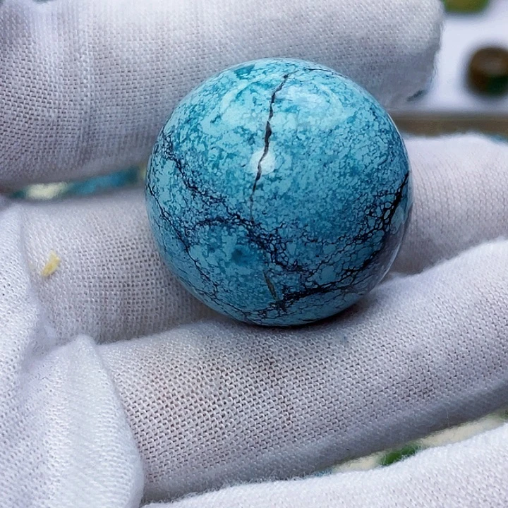 初***夏绿松石未镶嵌饰品