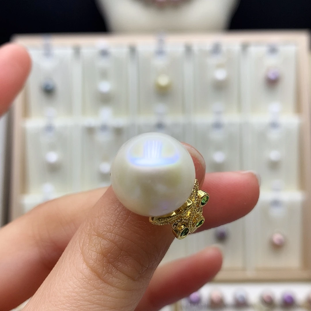 合金淡水珍珠颈饰