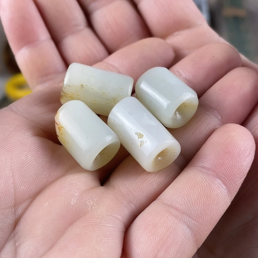 未镶嵌和田玉（糖玉）挂件