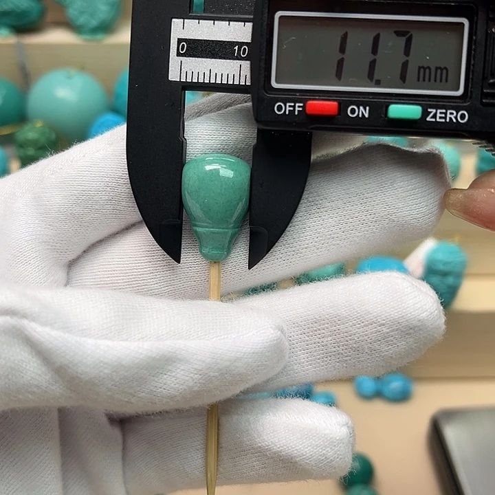 绿松石珠宝未镶嵌