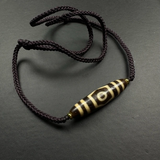 玖扬-台湾S级 鹏程纯手工 牙黄 宝盖三眼 简约大气百搭玛瑙锁骨链