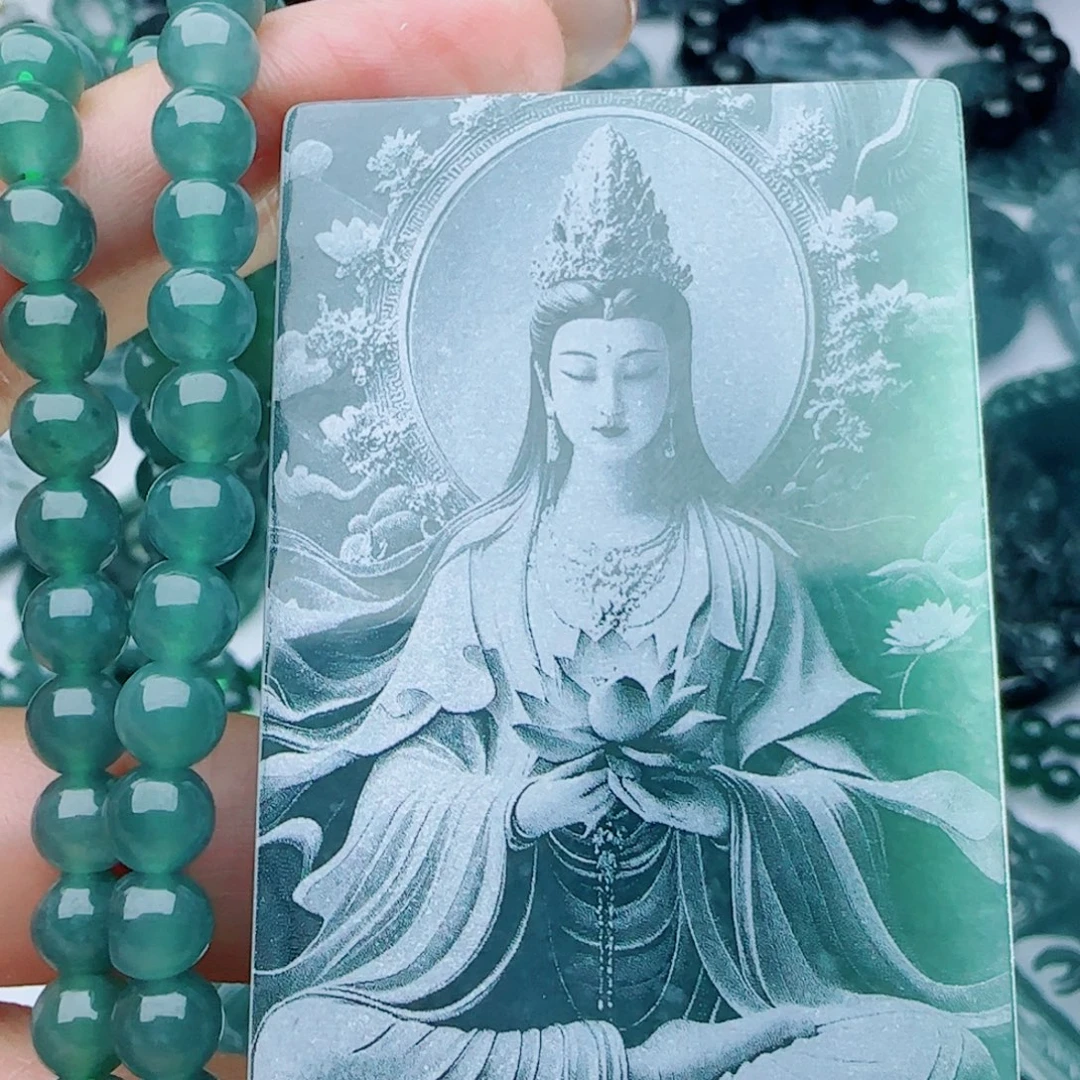 颈饰未镶嵌翡翠多样性发货天然的A货翡翠