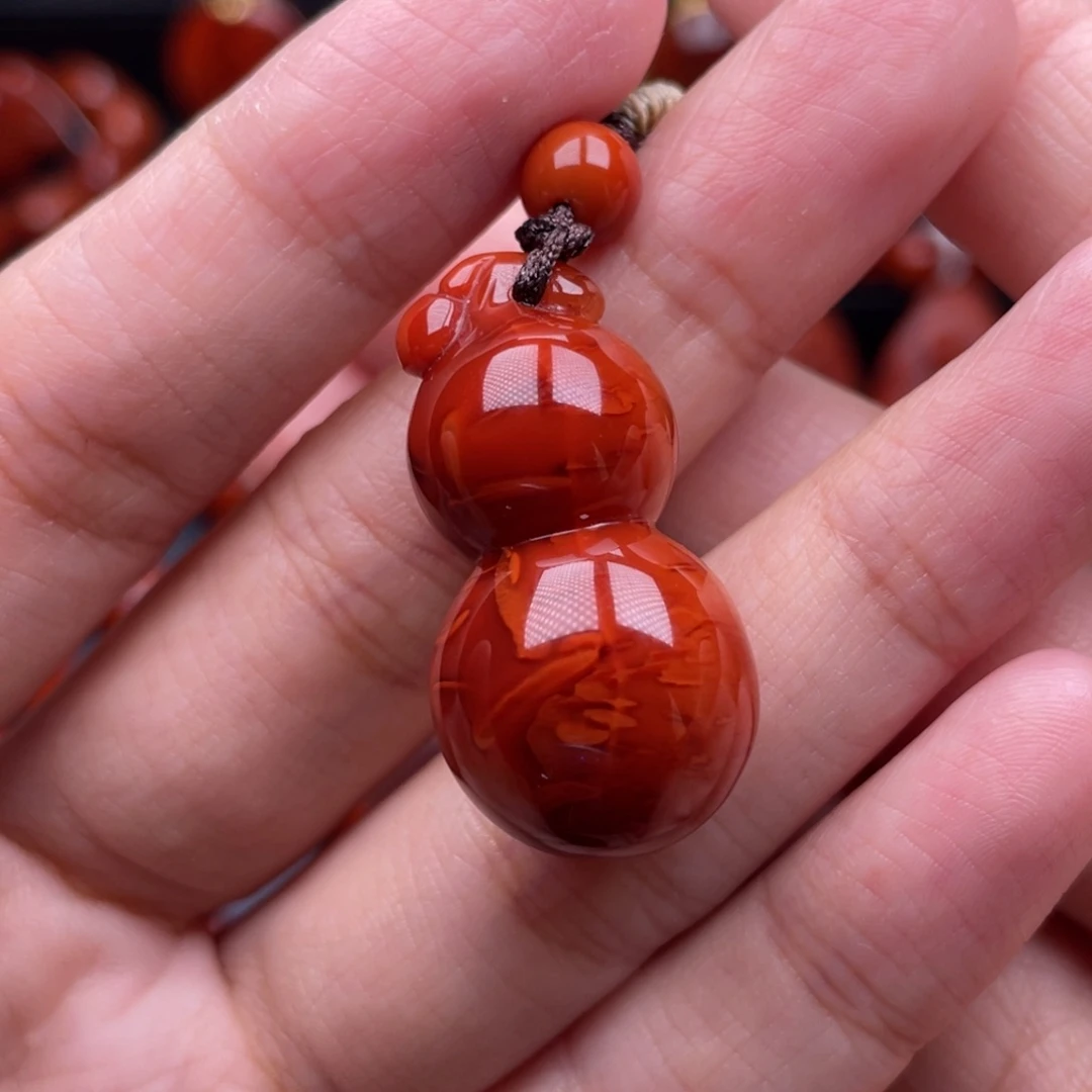 南红玛瑙未镶嵌珠宝奇石葫芦吊坠