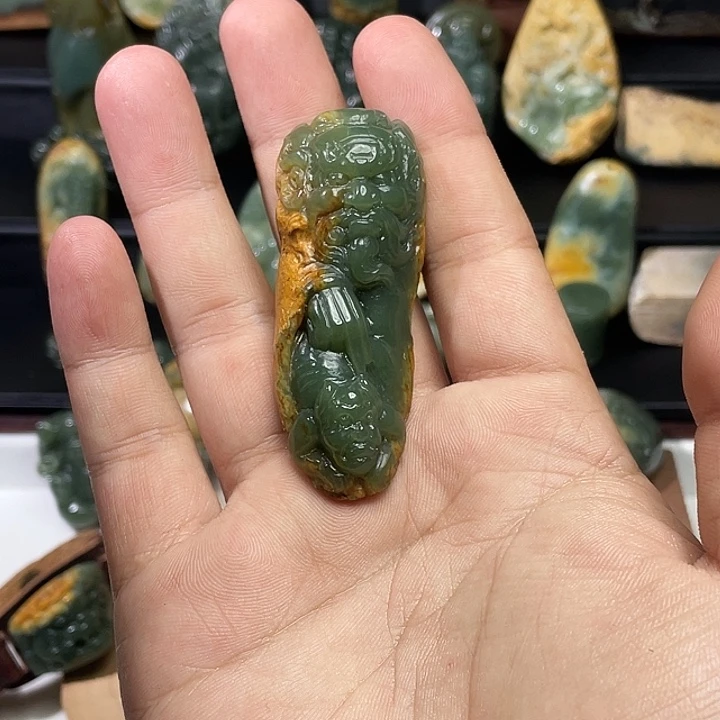 岫岩河磨玉（透闪石质玉）未镶嵌吊坠(不含链)