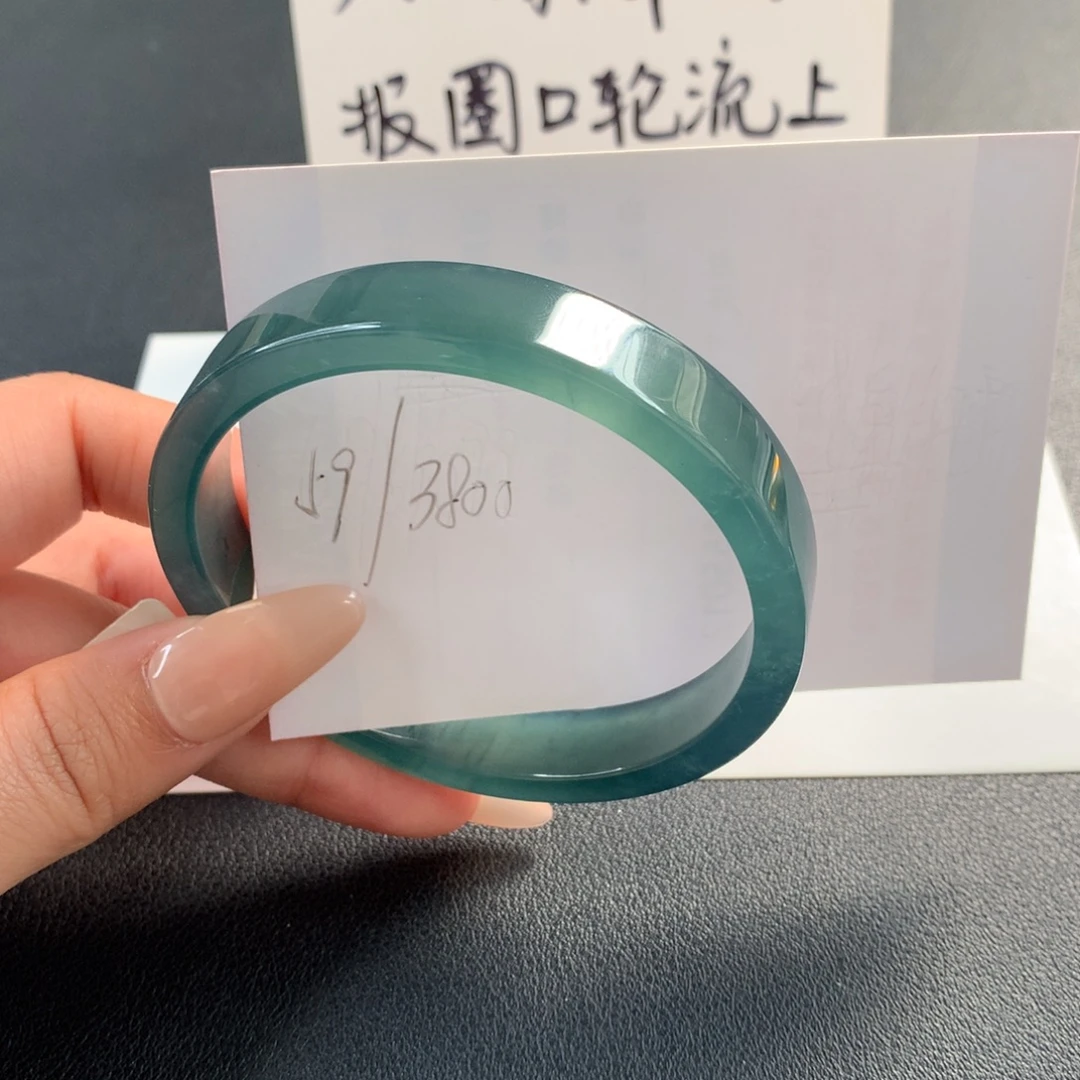 翡翠未镶嵌手镯天然翡翠