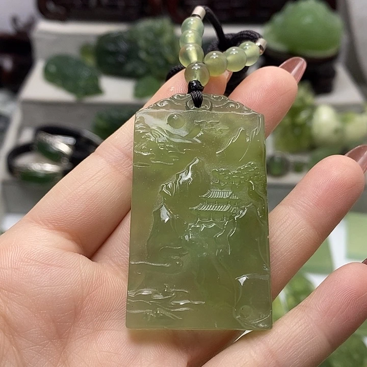 未镶嵌蛇纹石玉挂件