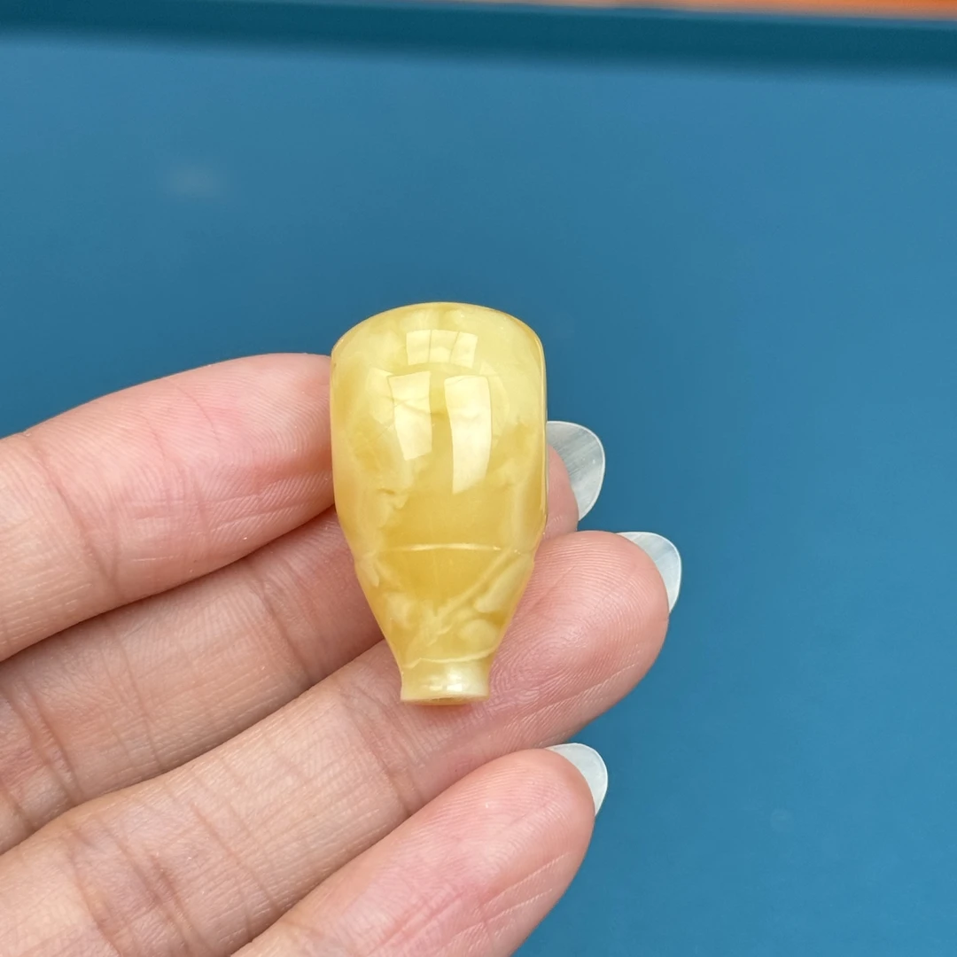 Z1692天然原矿蜜蜡 蜜蜡三通 15*28mm 80克价