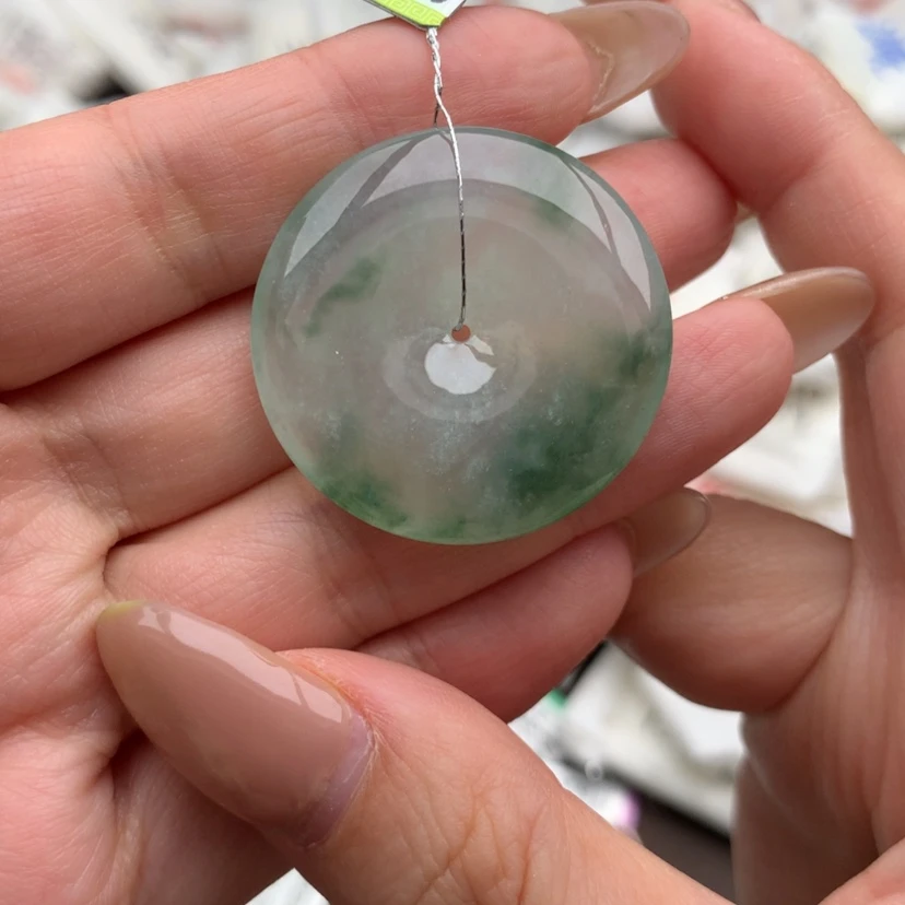 【闪购商品】翡翠颈饰未镶嵌一