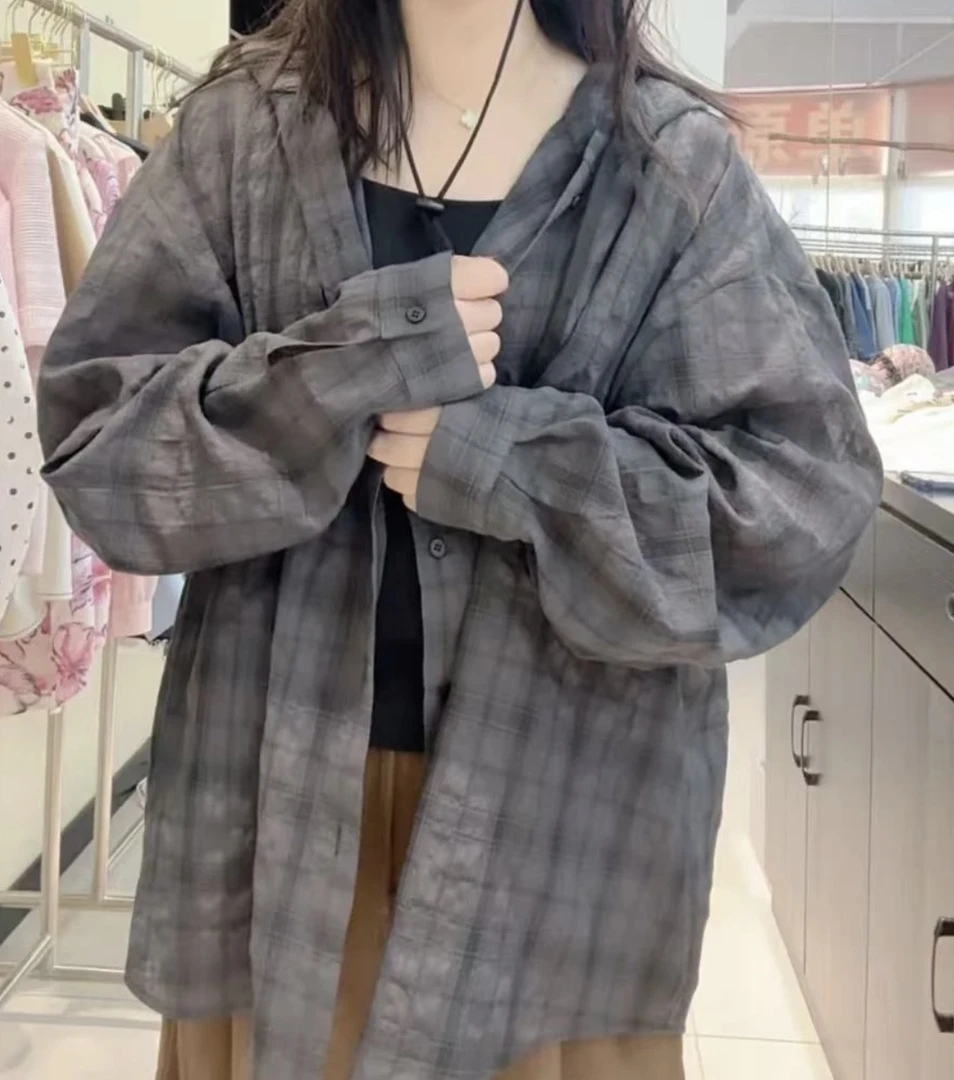 【小黑格】｜明星同款高级灰色格纹连帽衬衫外套女夏宽松防晒格子