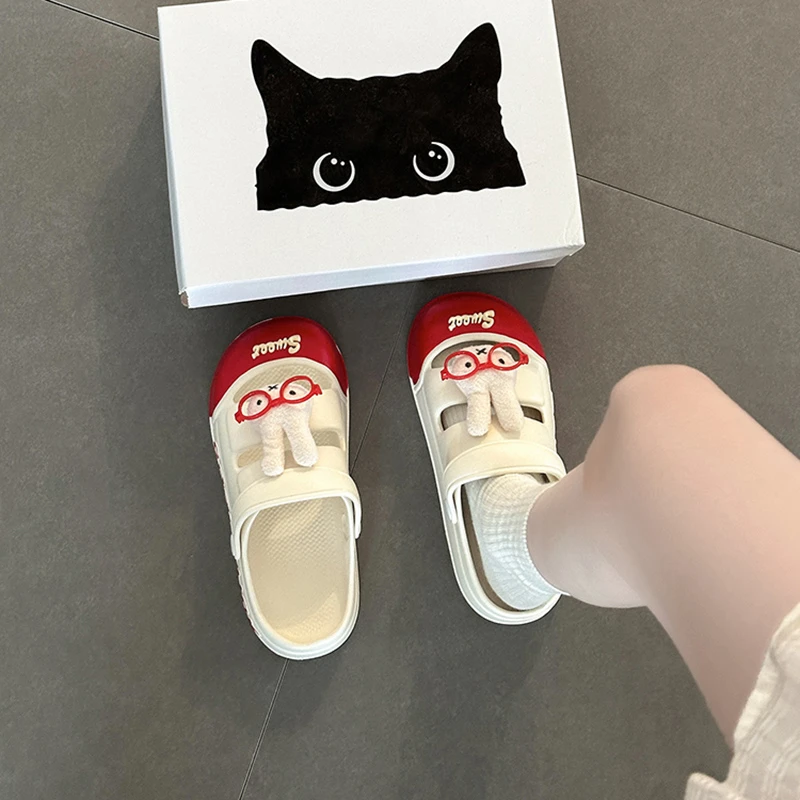 可爱卡通字母米菲兔洞洞鞋女士外穿2025新款夏季外穿凉拖鞋包头鞋