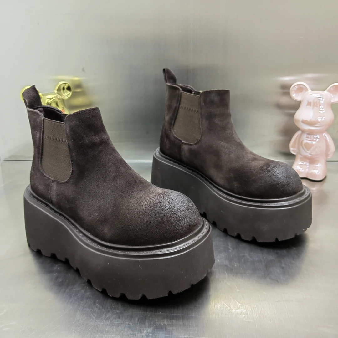 8893女高跟马丁靴靴子休闲时尚女鞋秋冬女靴英伦风圆头