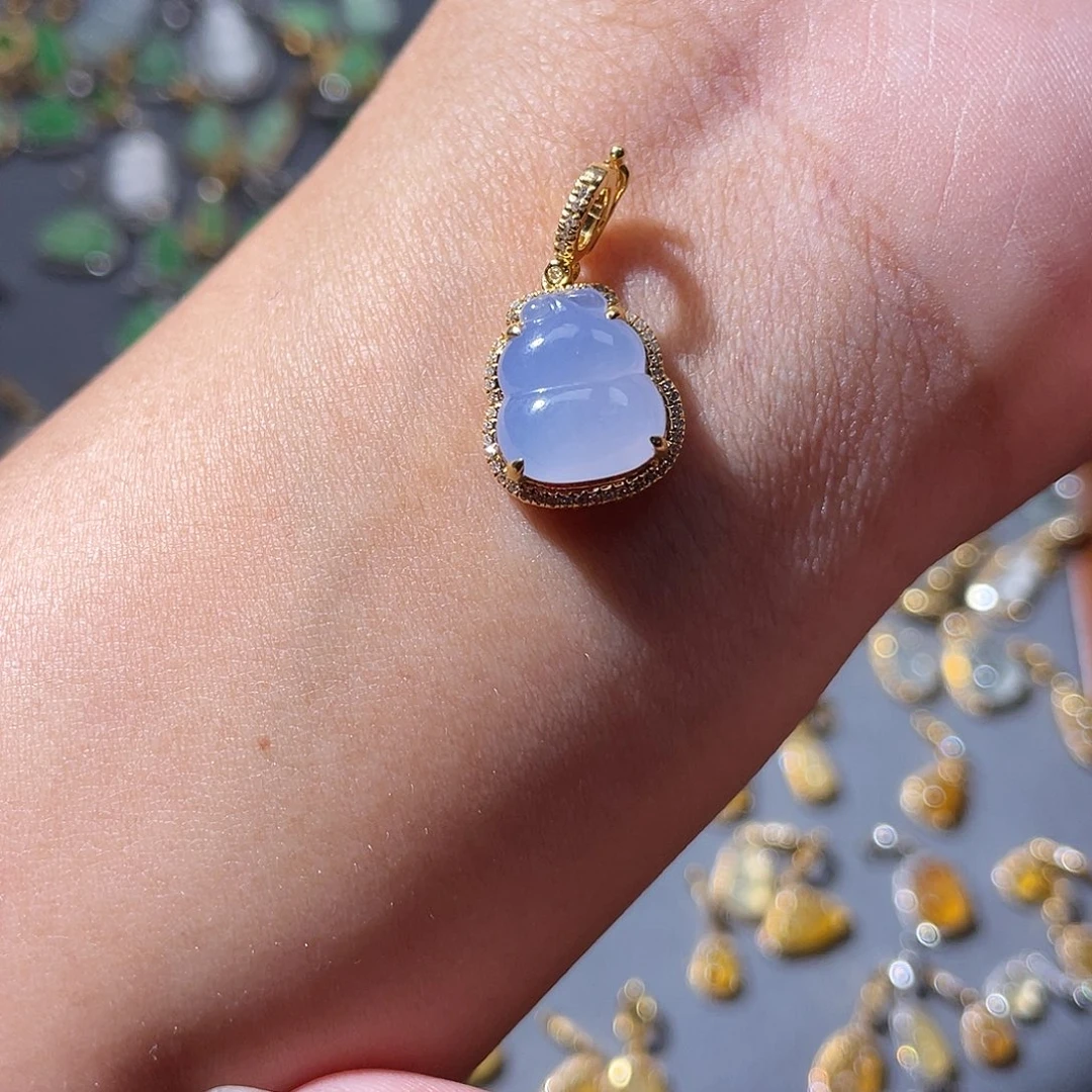 吊坠(不含链)18K金镶嵌翡翠