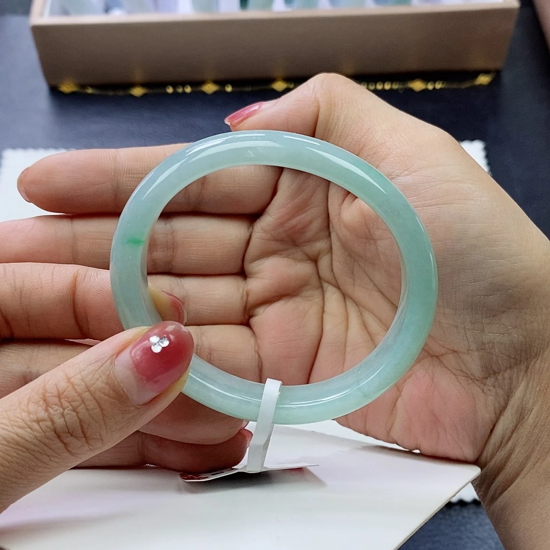 未镶嵌手镯翡翠55.3贵妃