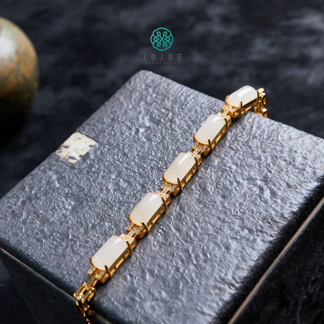 菲菲珠宝好~S925和田玉马鞍手链约10*6mm