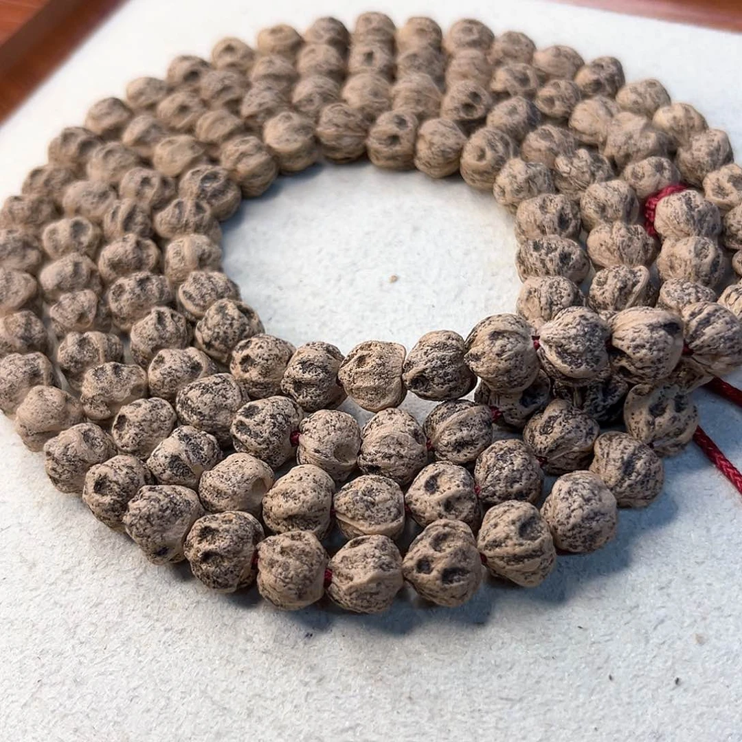 柏香籽/百香籽吊坠?- A085