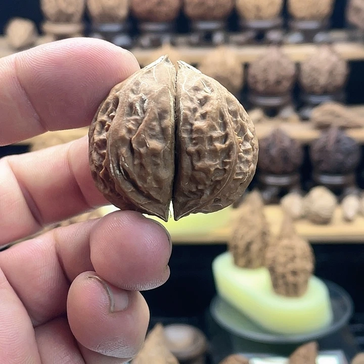 阿***行文玩核桃把件东北核桃