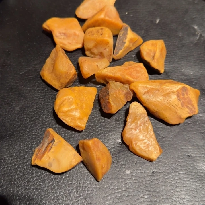 老挝石会**猴北部田黄，