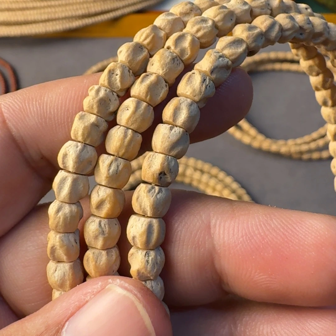 吊坠柏香籽/百香籽023