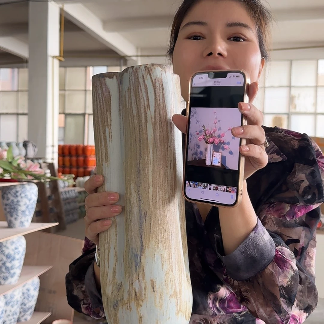 景德镇陶瓷花瓶三叶草高35口径10公分