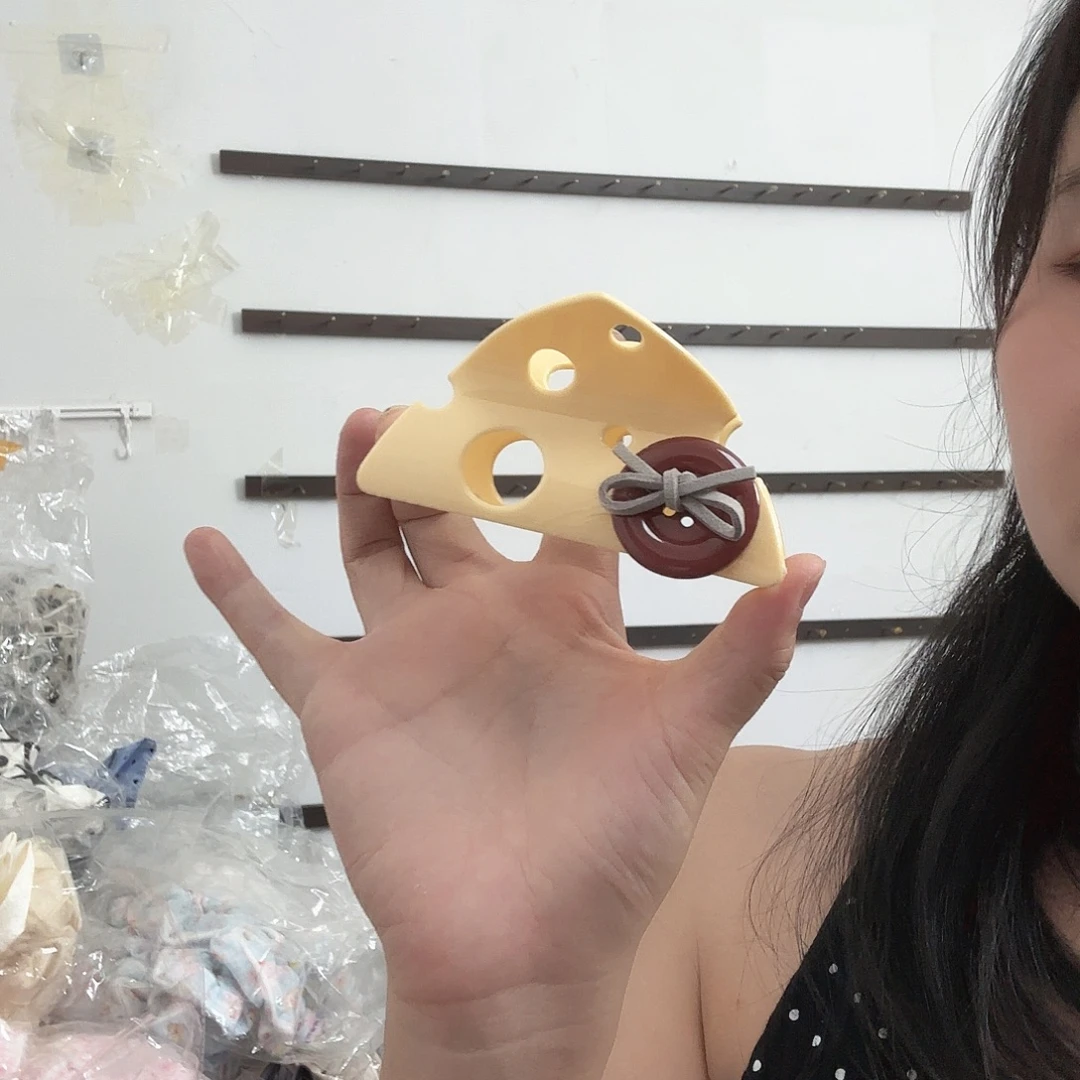 铁合金合成立方氧化锆微瑕