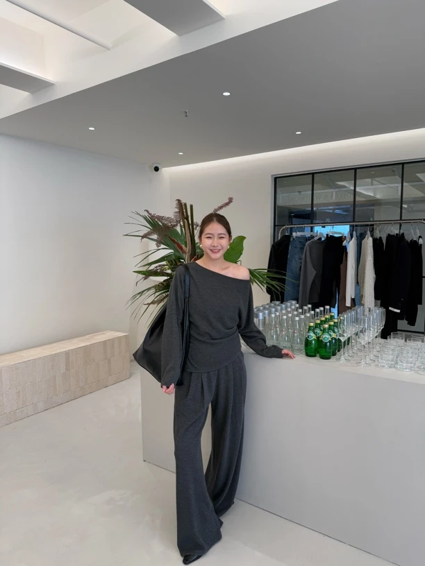 widelia斜肩收腰套装8050褶皱一字领露肩上衣百搭慵懒阔腿裤女