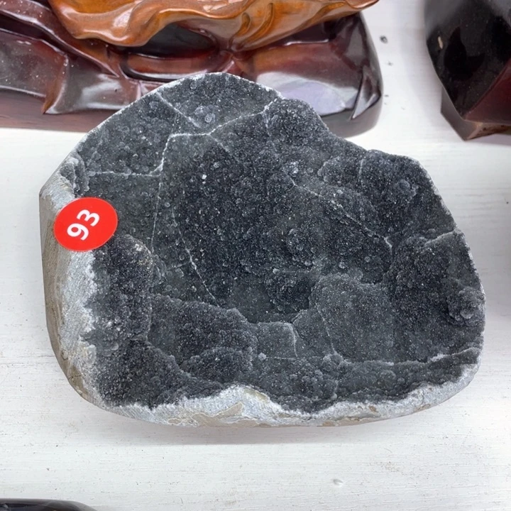 水晶摆件未镶嵌捡漏