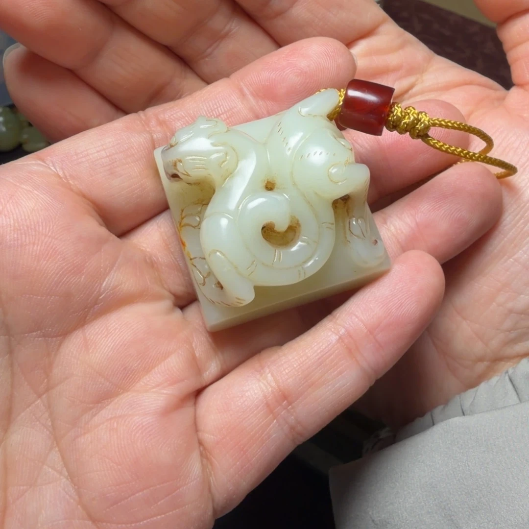 和田玉（糖玉）未镶嵌车挂