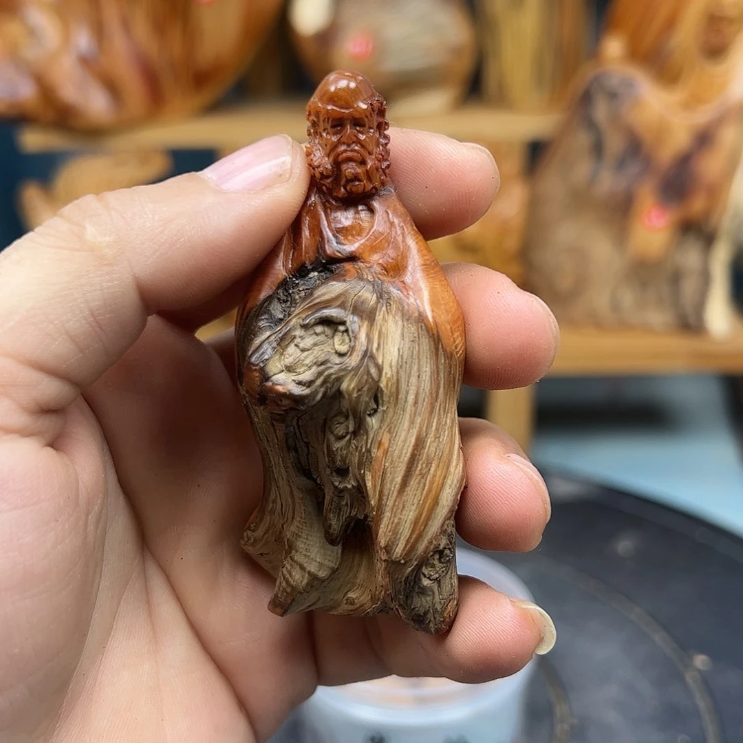 木波***奶崖柏木摆件手把件