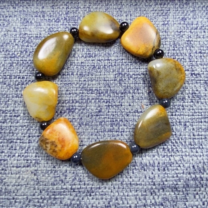 和田玉未镶嵌手串