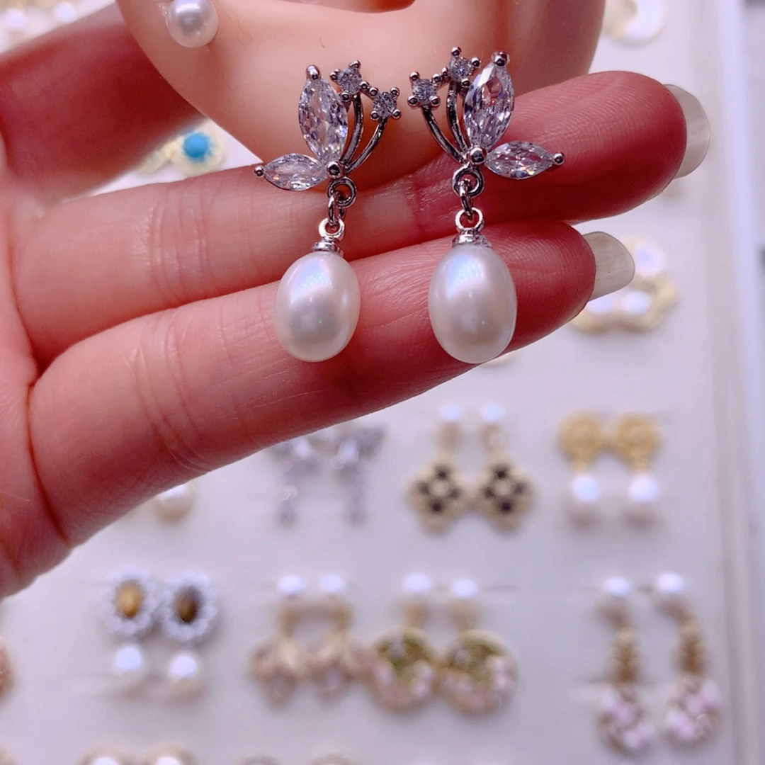 合金耳饰淡水珍珠