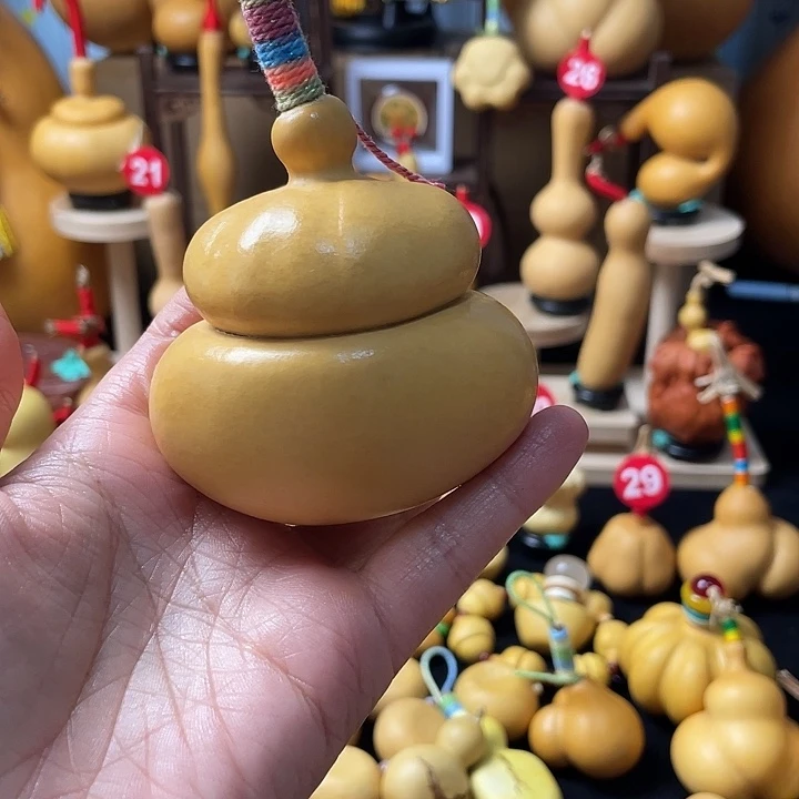 吃***猫葫芦丝和音乐更像自己想