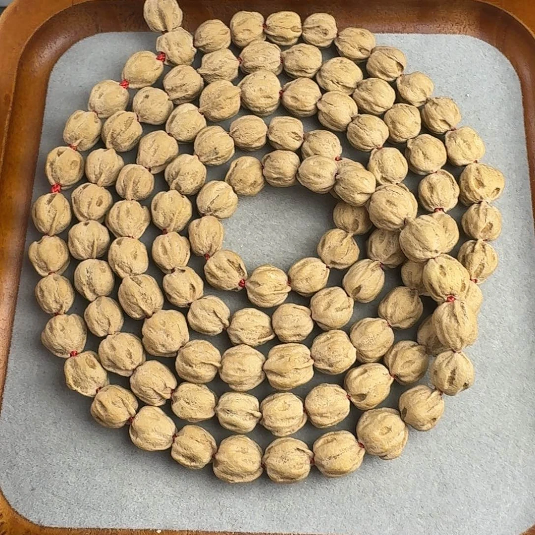 新***猪柏香籽/百香籽吊坠