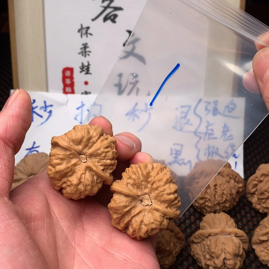 文玩核桃把件八方客文玩111111