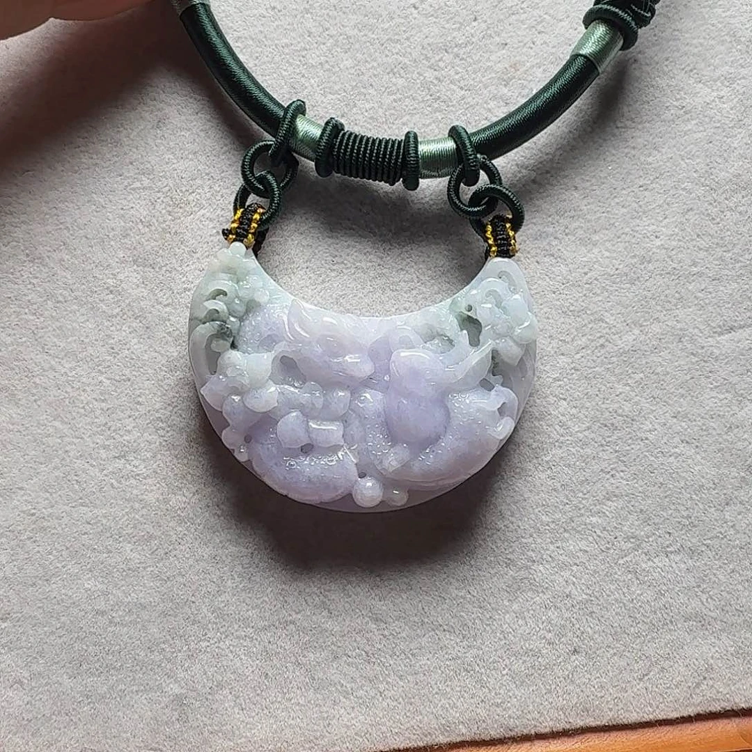 吊坠(赠链)未镶嵌翡翠