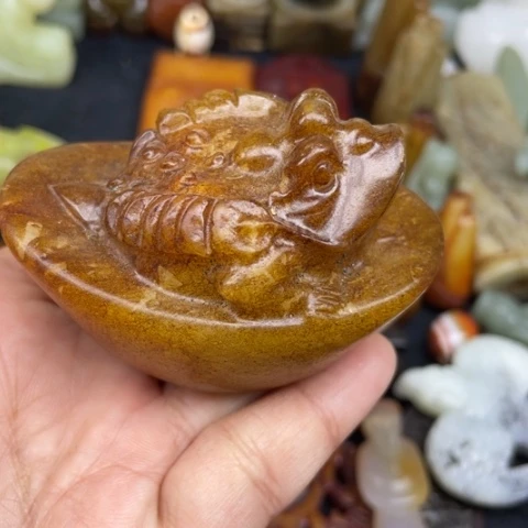 蛇纹石玉未镶嵌颈饰24