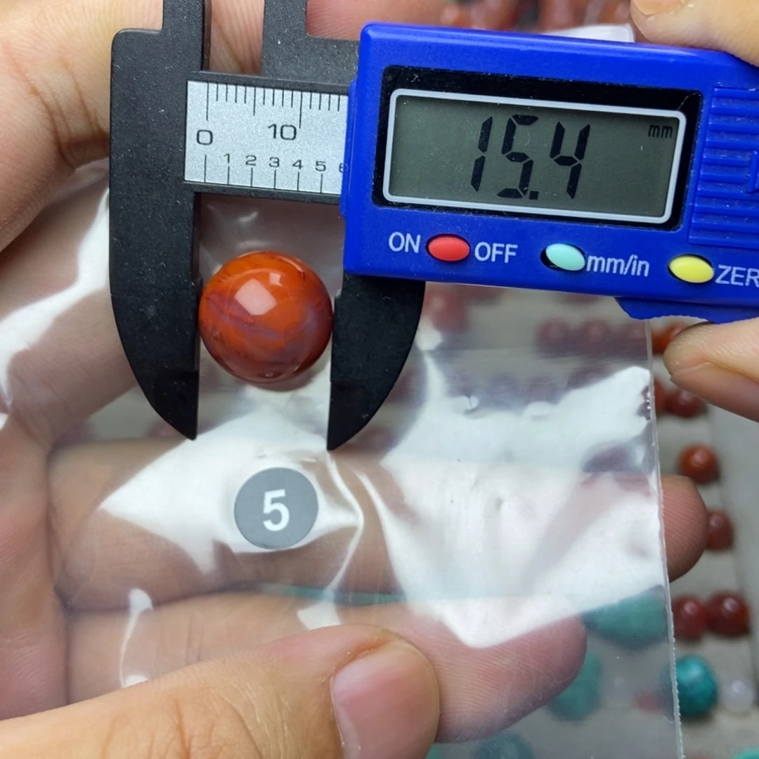 南红玛瑙未镶嵌南红玛瑙有瑕疵