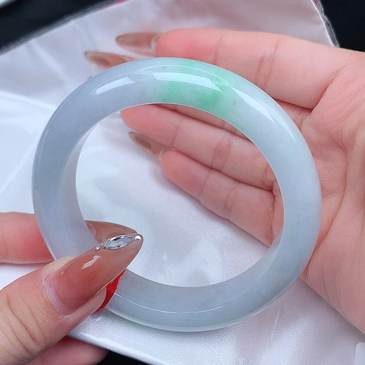 未镶嵌手镯翡翠56