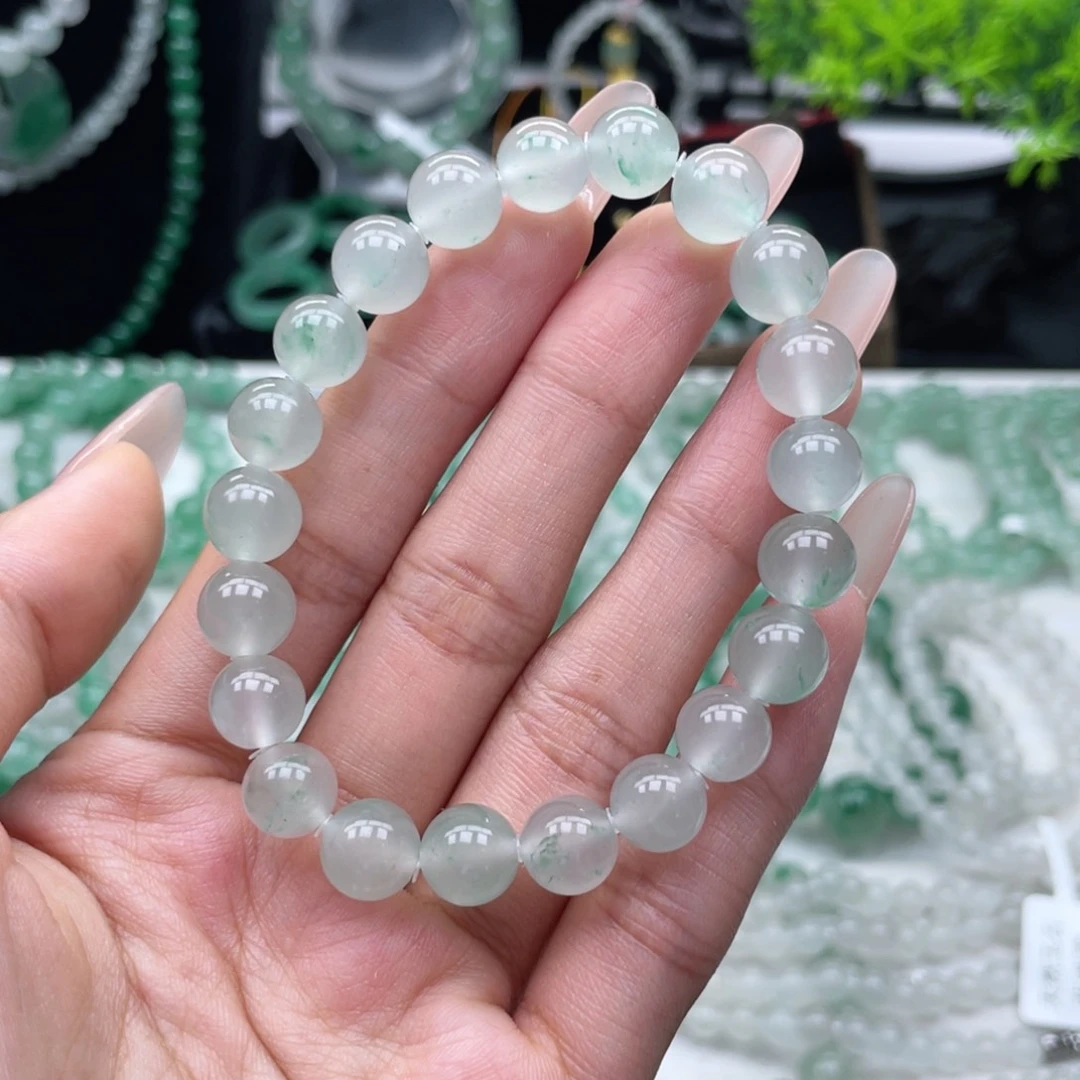 未镶嵌手链石英质玉（非洲翠）