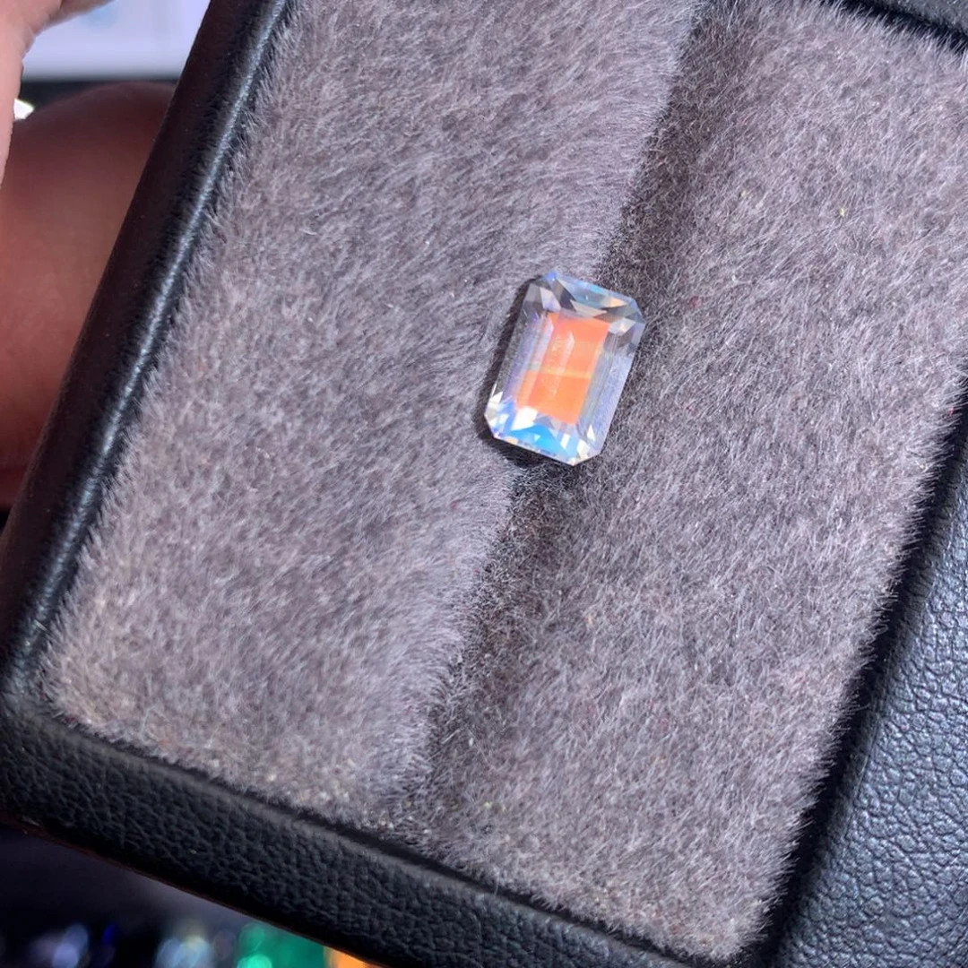 月光石裸石1.595ct