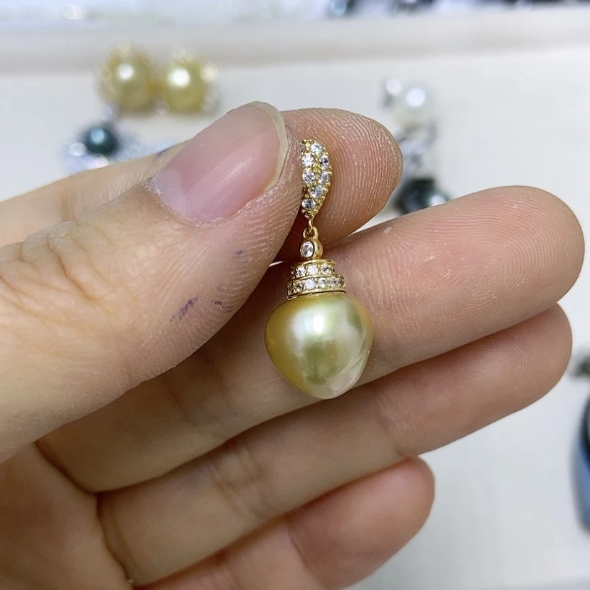 【闪购商品】海水珍珠颈饰银S925镶嵌安*