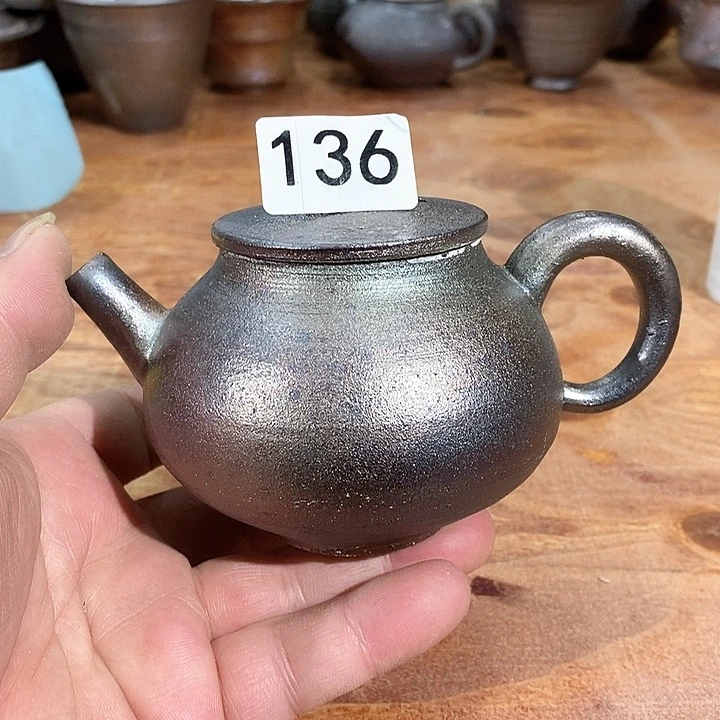 我们的确是一个人