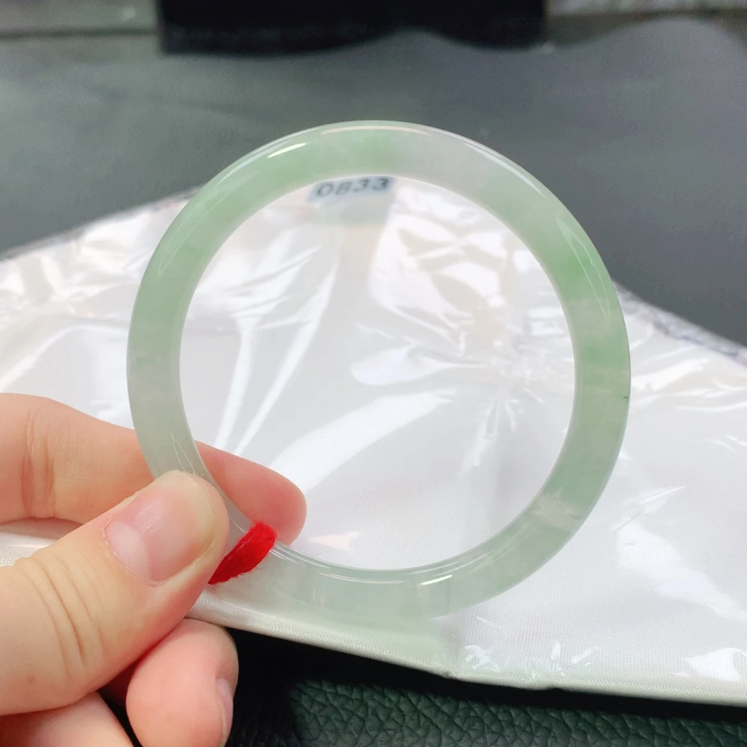 翡翠手镯未镶嵌0833号