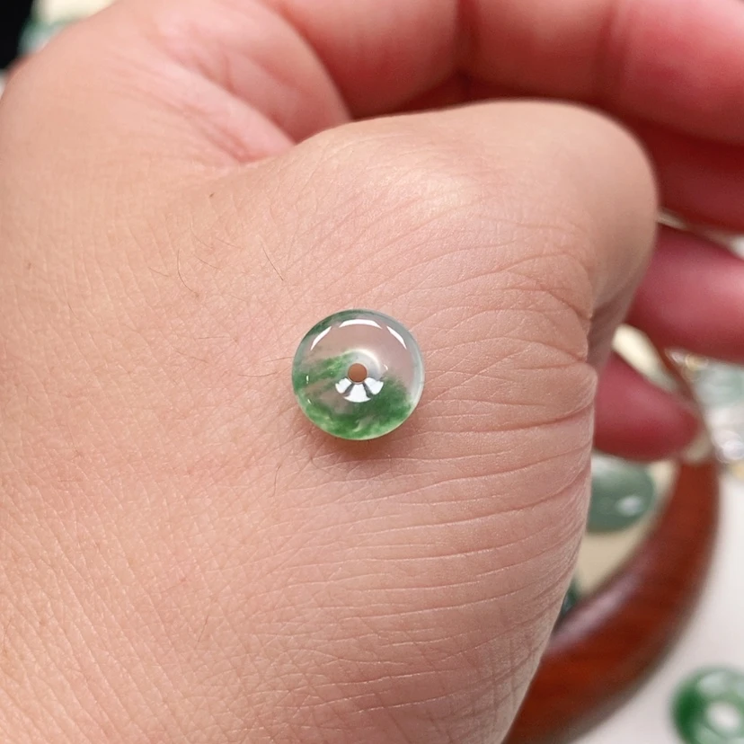 【闪购商品】翡翠未镶嵌吊坠(不含链)