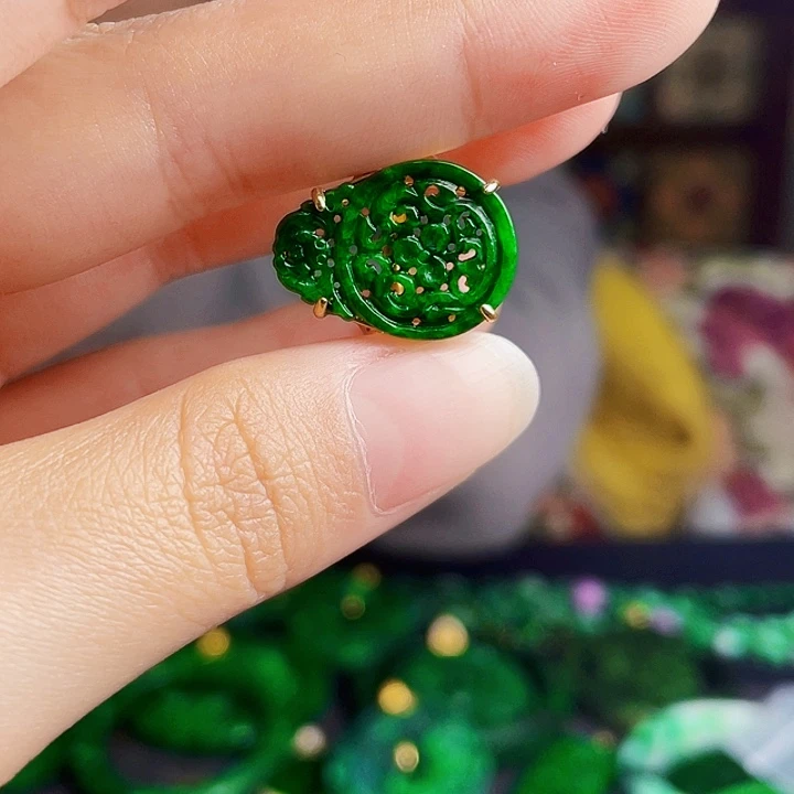 翡翠银S925镶嵌颈饰多样性