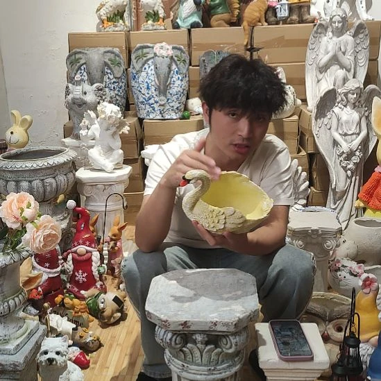 合成树脂天鹅花盆