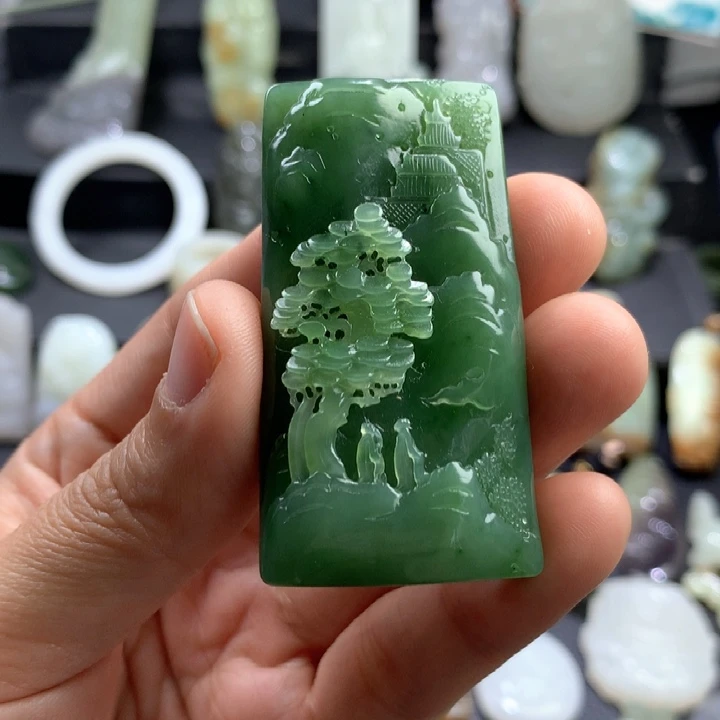 和田玉未镶嵌颈饰