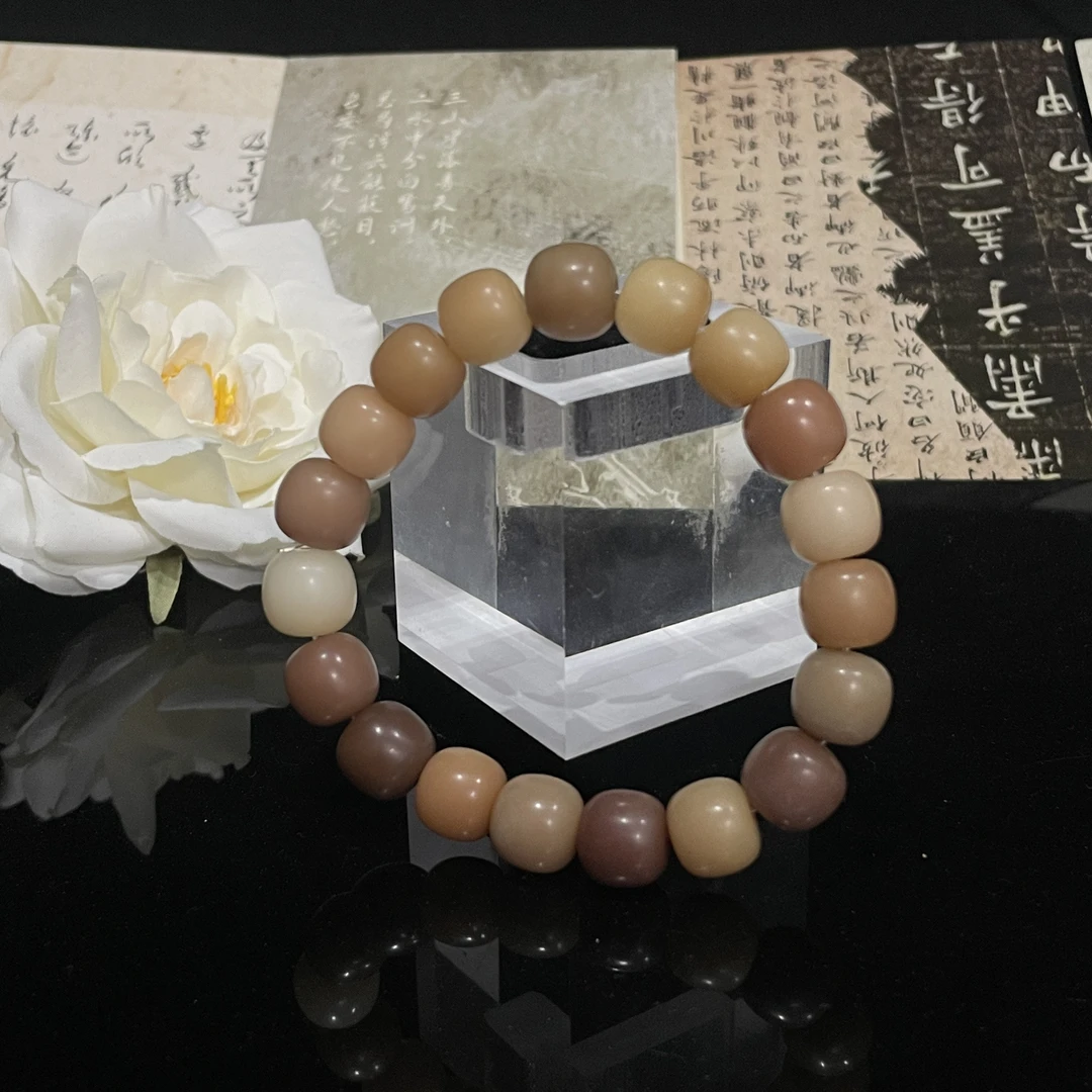 多宝菩提根手串FFJMZ41227-29