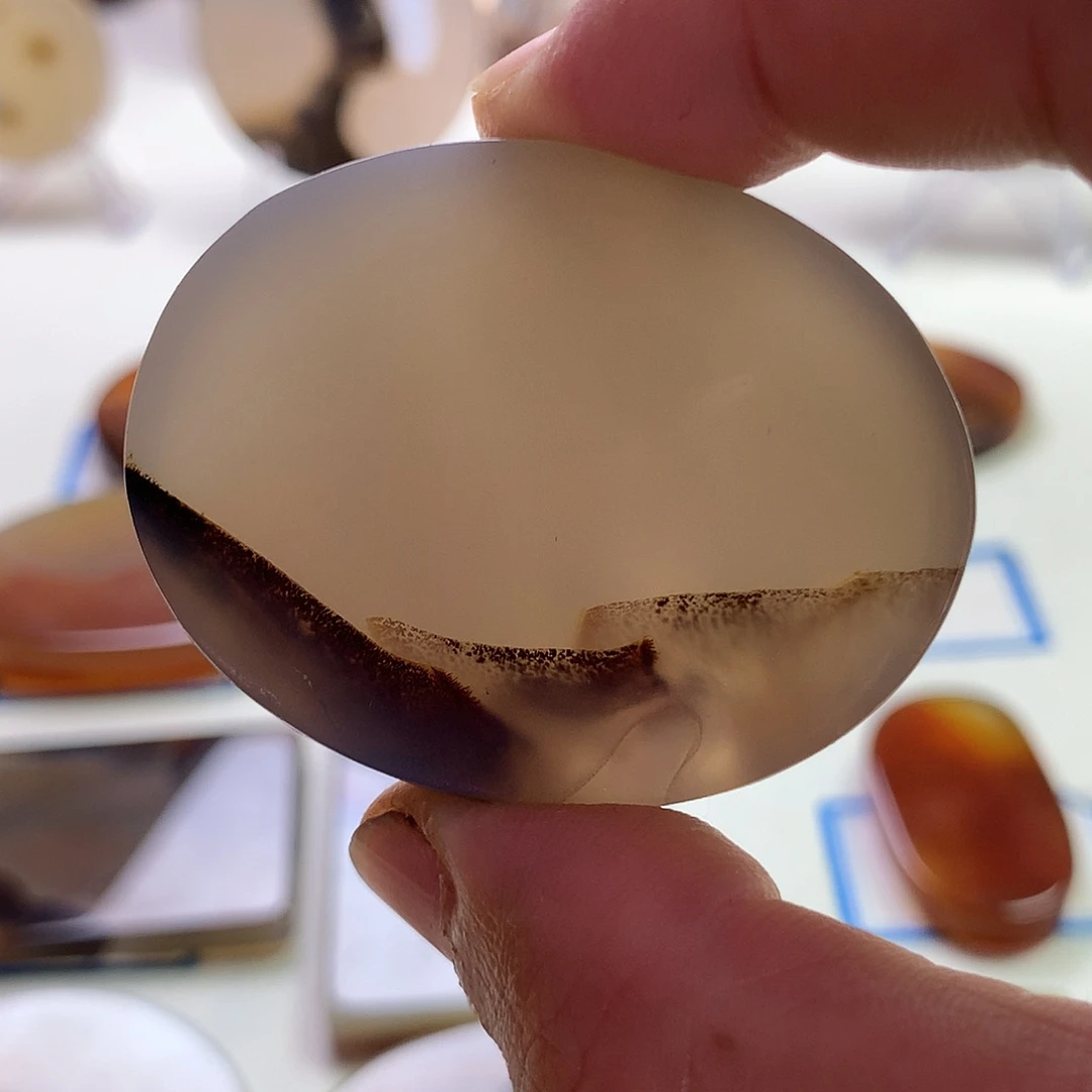 未镶嵌玛瑙/玉髓珠宝半成品